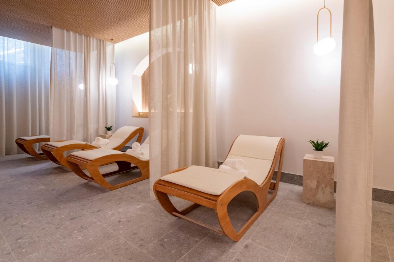 메종 소피아 호텔 외부 사진 The spa at the Hotel de la Paix